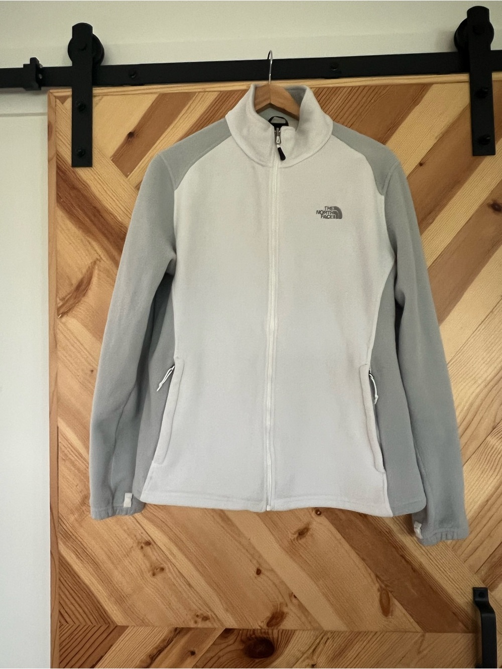 The North Face Women's Light Gray and Gray Full-Zip Teddy Fleece Jacket